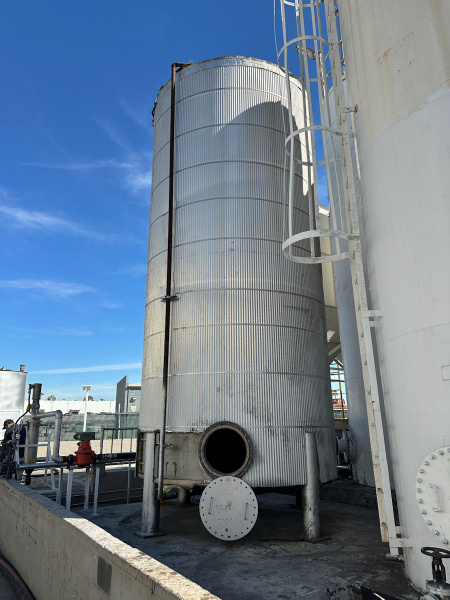 Stainless steel mix tank